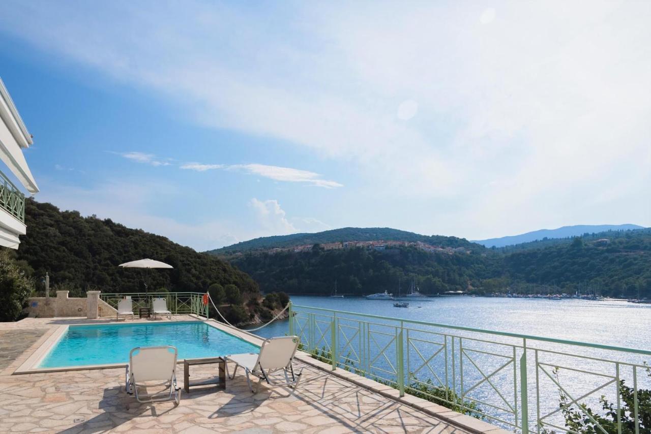 Meganisi Blue Villa Spartokhorion Exterior photo